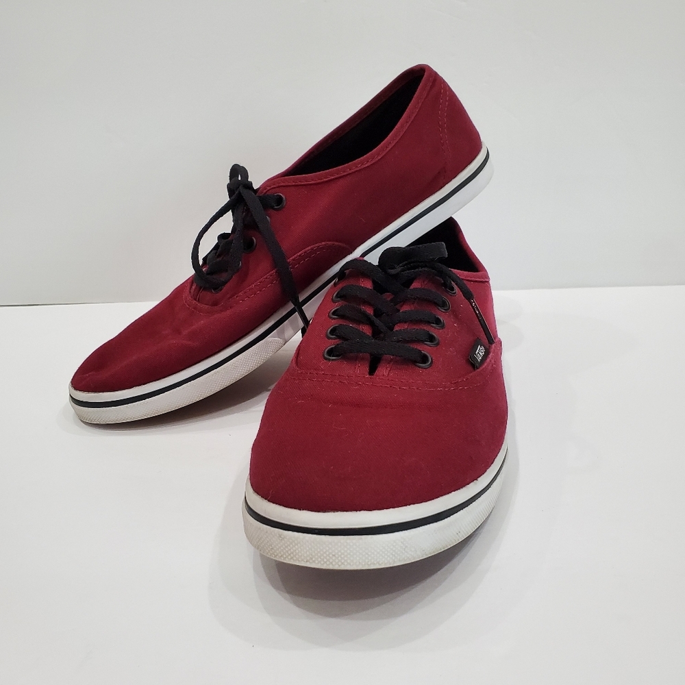 Vans Low Top Old Skool Lace Up Sneaker Shoes Maroon Womens Size 9